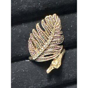 Goldtone Leaf & Bird Ring with Rhinestones Size 9 Statement Jewelry for Women